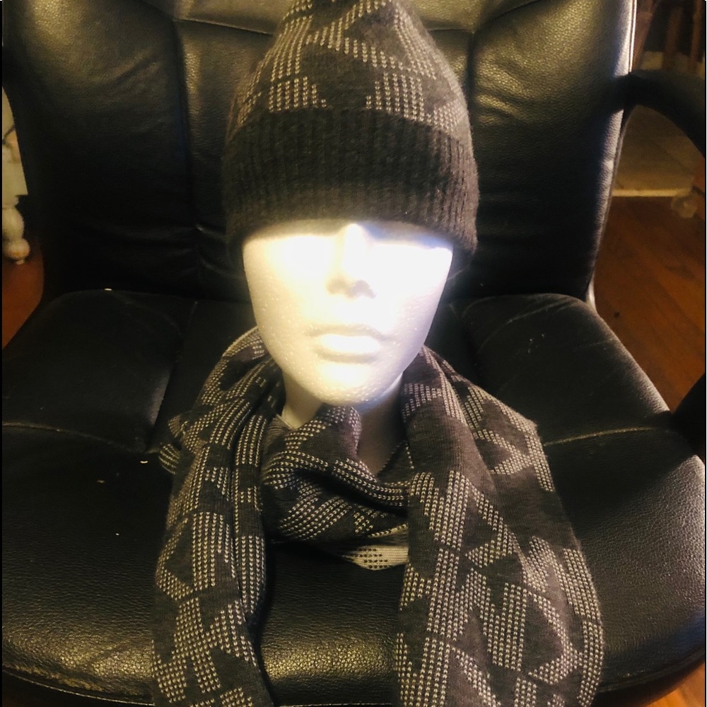 Michael Kors hat and scarf set